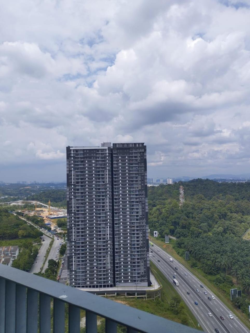 The Luxe Sanctuary In Southville Apartment Bangi