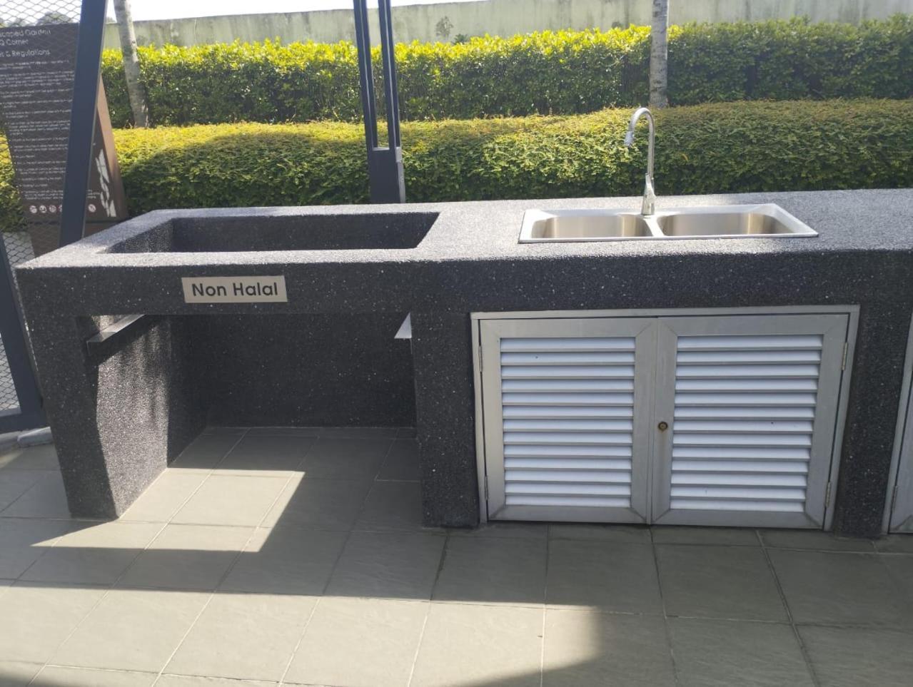 Apartment The Luxe Sanctuary In Southville