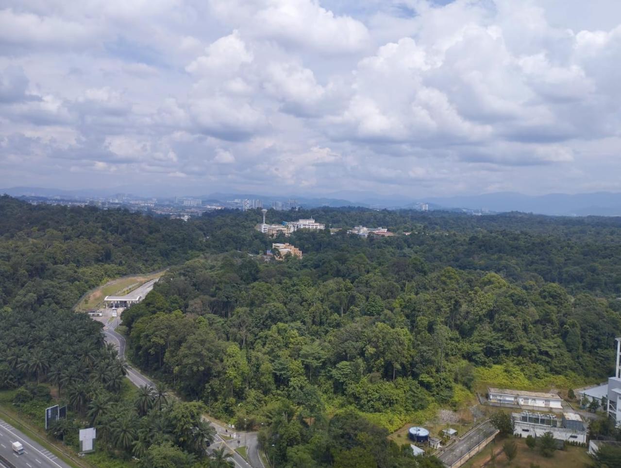 The Luxe Sanctuary In Southville Apartment Bangi